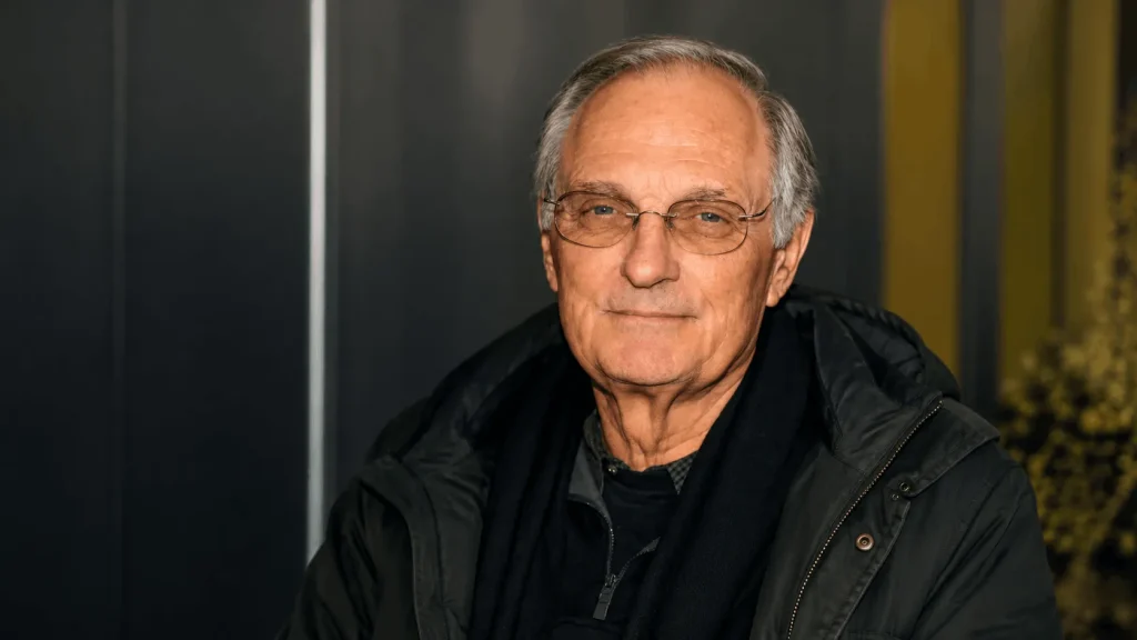 Alan Alda as Hawkeye Pierce in MASH